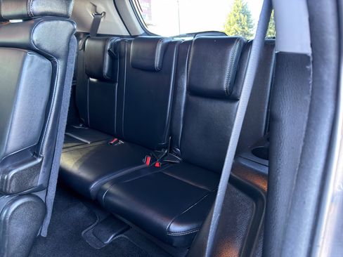 Used 2018 Toyota Highlander Limited image 17
