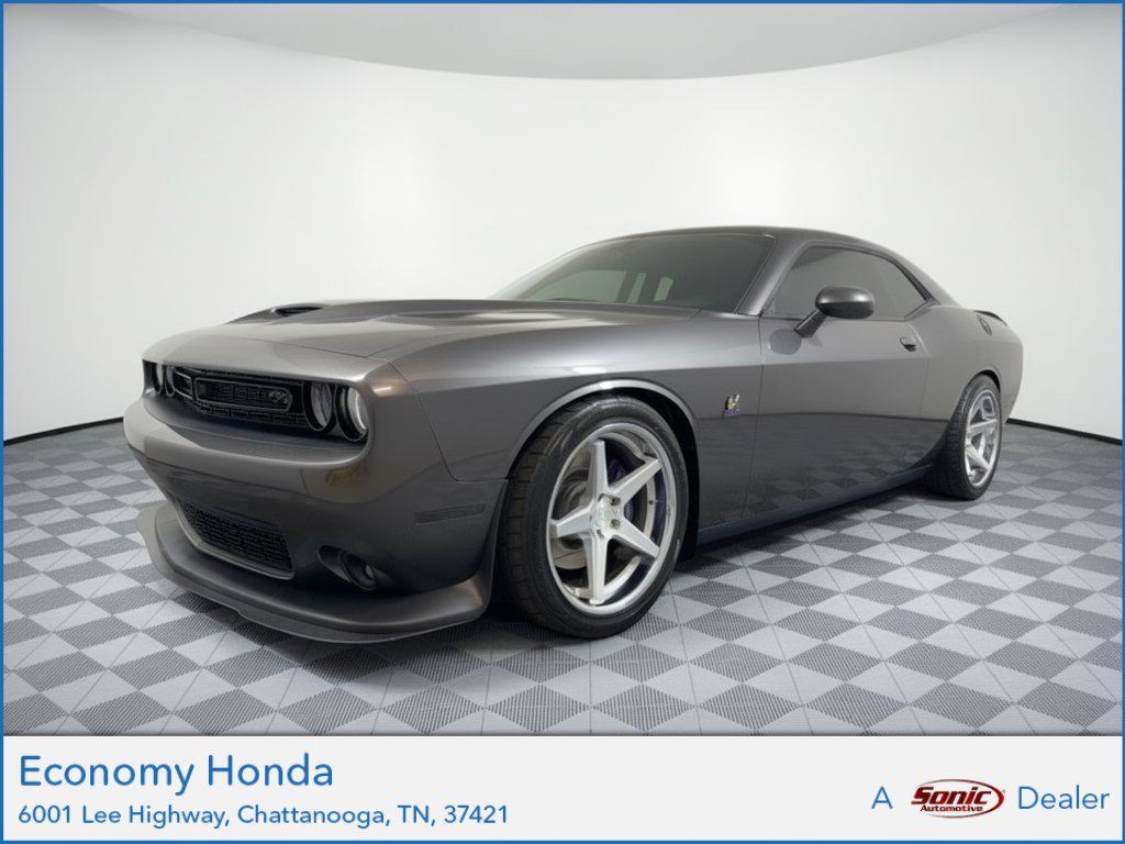 Used 2020 Dodge Challenger R/T Scat Pack RWD image 1