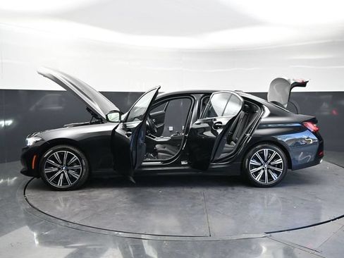 Used 2025 BMW 330i xDrive Sedan w/ Convenience Package AWD/4WD image 33