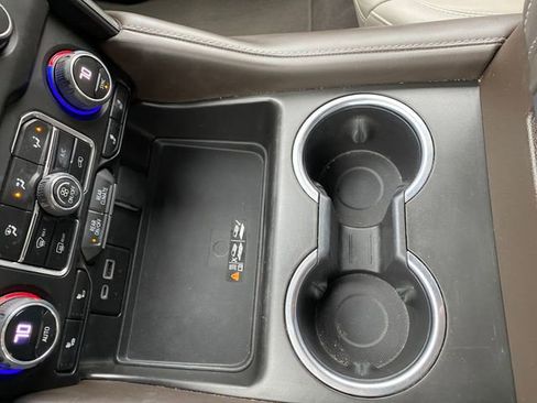 Used 2023 Chevrolet Tahoe LT image 22