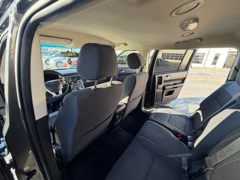 Used 2017 Ford Flex SE FWD image 16