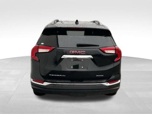 Used 2024 GMC Terrain SLT AWD/4WD image 7