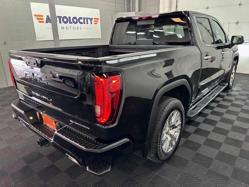 Used 2026 GMC Sierra 1500 Denali w/ Technology Package AWD/4WD image 9