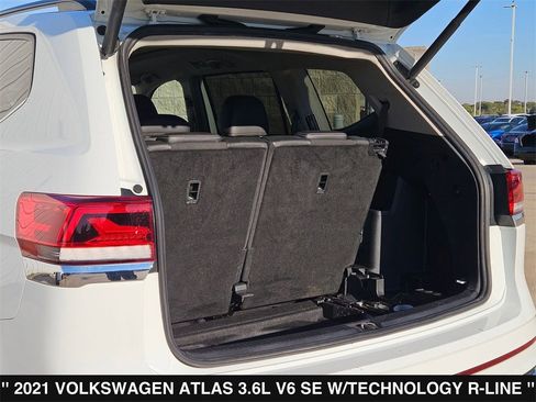 Used 2021 Volkswagen Atlas SE image 38