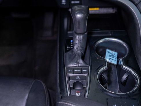 Used 2018 Toyota Camry XSE w/ Driver Assist Package FWD image 23
