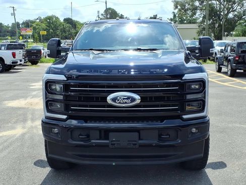 Used 2025 Ford F350 Platinum w/ FX4 Off-Road Package AWD/4WD image 2