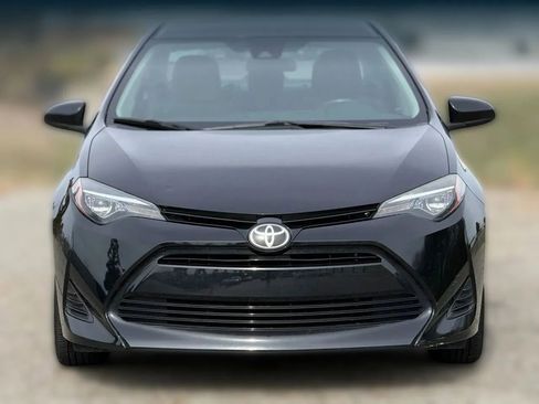 Used 2018 Toyota Corolla L image 5