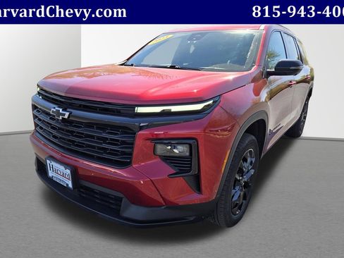 Used 2025 Chevrolet Traverse LT w/ Midnight/Sport Edition FWD image 3