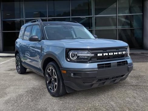 Used 2024 Ford Bronco Sport Outer Banks w/ Tech Package AWD/4WD image 2