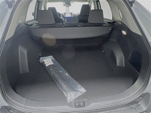 New 2025 Toyota RAV4 XLE image 31