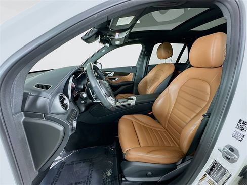 Certified 2022 Mercedes-Benz GLC 43 AMG 4MATIC image 20