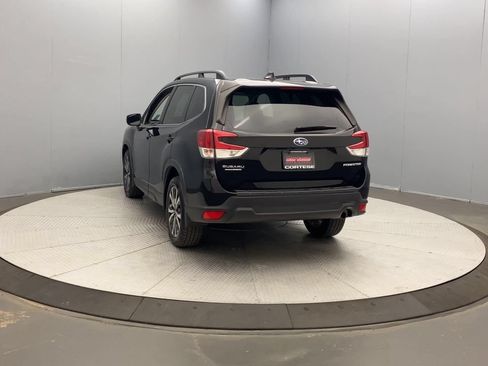 Used 2020 Subaru Forester Limited AWD/4WD image 3