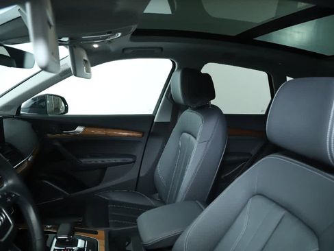 Used 2023 Audi Q5 2.0T Premium Plus w/ Premium Plus Package image 21