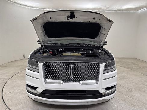 Used 2021 Lincoln Navigator Reserve w/ Luxury Package image 24