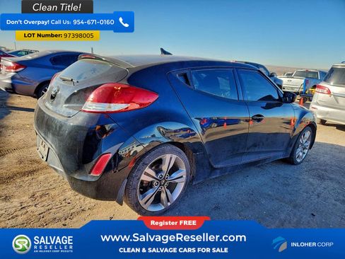 Used 2017 Hyundai Veloster Value Edition image 4