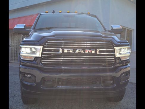 Used 2022 RAM 2500 Laramie image 1