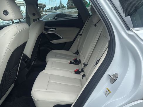 Used 2025 Audi Q5 Premium w/ Premium Plus AWD/4WD image 14