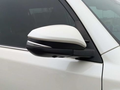 Used 2023 Toyota 4Runner Limited AWD/4WD image 12