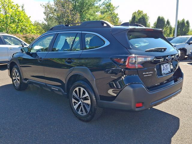 Certified 2025 Subaru Outback AWD/4WD image 4