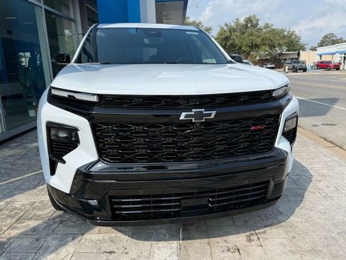 New 2026 Chevrolet Traverse RS w/ LPO, Floor Liner Package image 7