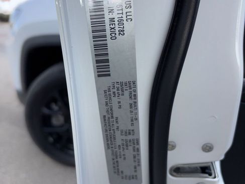 New 2026 Jeep Compass Latitude AWD/4WD image 44