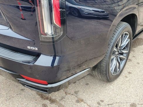 Certified 2024 Cadillac Escalade Sport Platinum image 16