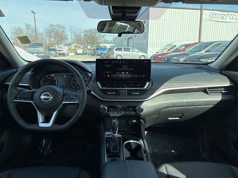 Used 2025 Nissan Altima 2.5 SL image 21