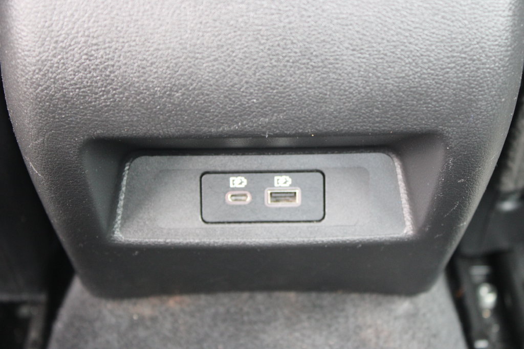 Used 2024 Nissan Altima 2.5 SV FWD image 27