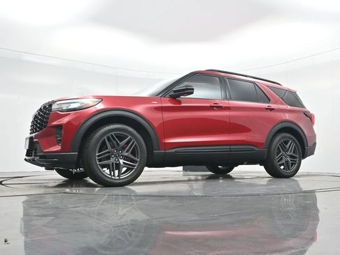 New 2026 Ford Explorer ST-Line w/ ST-Line Street Pack image 33
