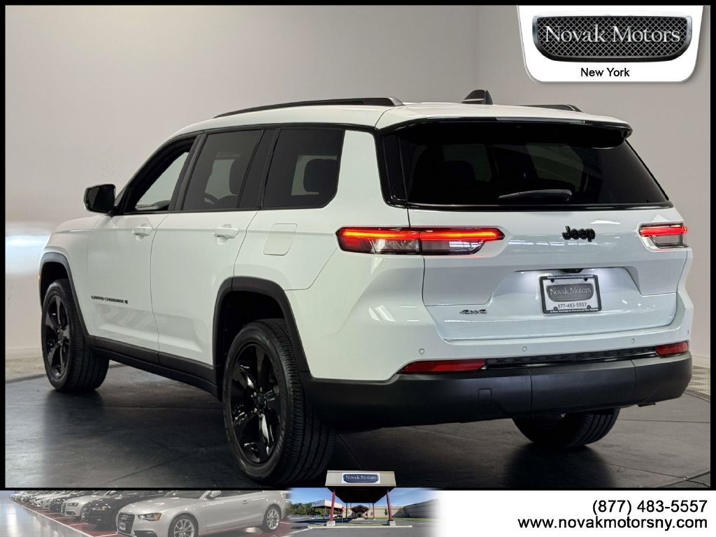 Used 2023 Jeep Grand Cherokee L Laredo AWD/4WD image 6