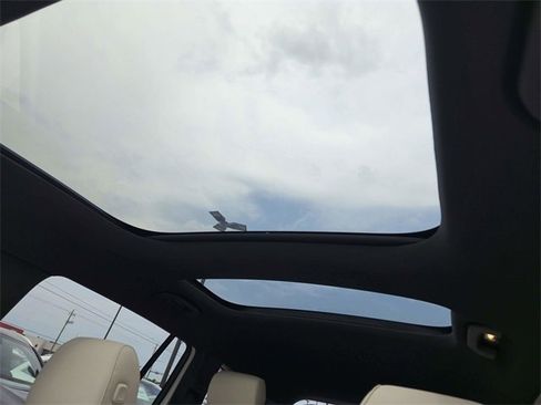 Certified 2025 Mercedes-Benz GLB 250 GLB 250 image 30