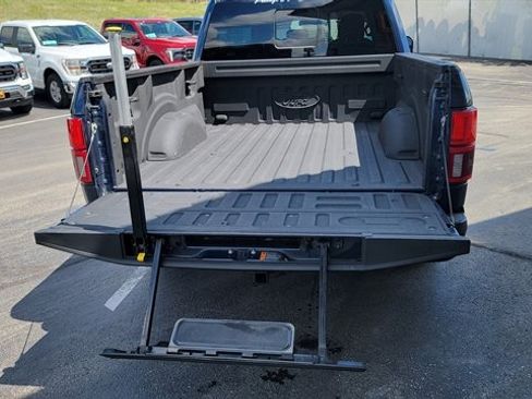 Used 2019 Ford F150 Platinum w/ Technology Package AWD/4WD image 8
