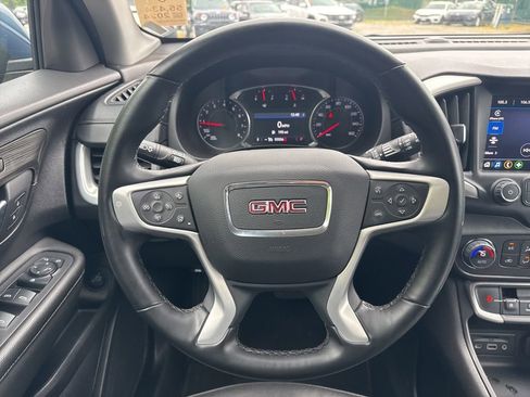 Used 2024 GMC Terrain SLT AWD/4WD image 18