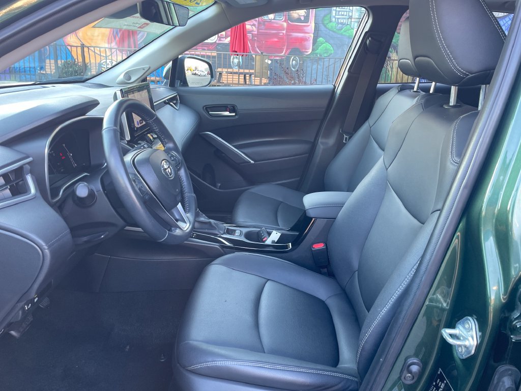 Certified 2023 Toyota Corolla Cross XLE w/ Convenience Package AWD/4WD image 9