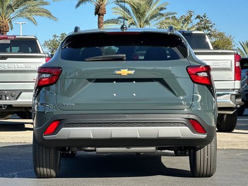New 2026 Chevrolet Trax LT w/ Driver Confidence Package image 4