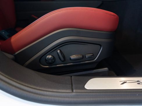 New 2026 Porsche Panamera RWD image 33