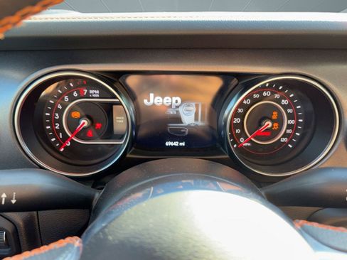 Used 2022 Jeep Gladiator Mojave w/ LED Lighting Group image 19