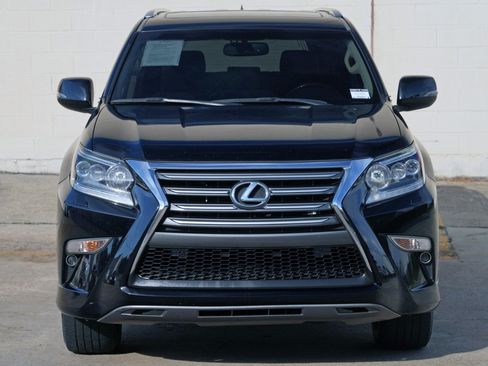 Used 2019 Lexus GX 460 Premium AWD/4WD image 47