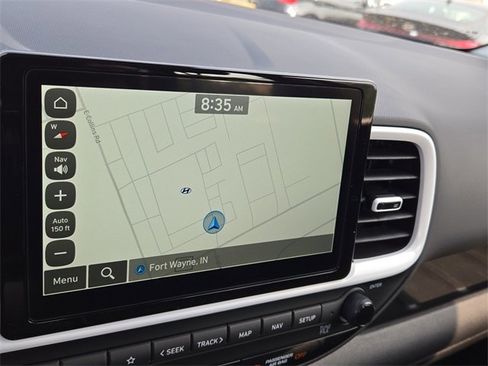 New 2025 Hyundai Venue Limited image 12