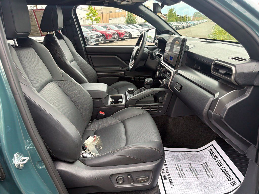 Used 2026 Toyota 4Runner TRD Off-Road Premium w/ Tow Technology Package AWD/4WD image 11