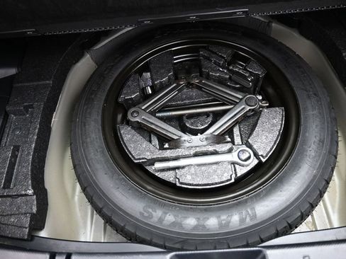 Used 2017 Subaru Impreza 2.0i Limited w/ Moonroof/BSD & Rcta/Eyesight image 23