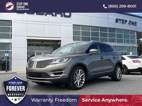 Used 2017 Lincoln MKC Reserve image 1