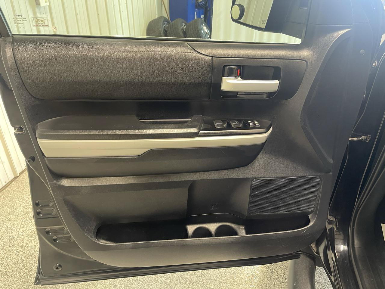 Used 2019 Toyota Tundra SR5 w/ TRD Off Road Package AWD/4WD image 13