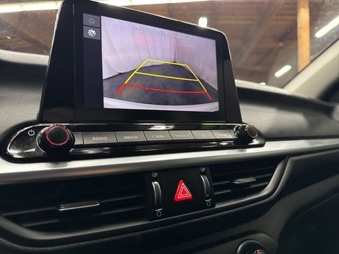 Used 2023 Kia Forte LXS w/ LXS Technology Package image 14