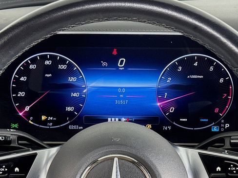 Used 2023 Mercedes-Benz GLC 300 image 18