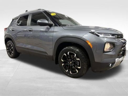 Used 2022 Chevrolet TrailBlazer LT image 9