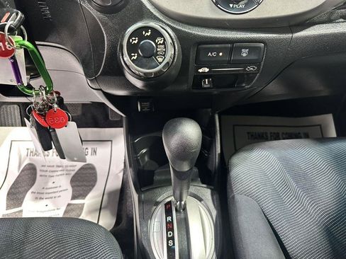 Used 2010 Honda Fit Sport image 15