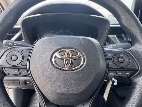 Used 2026 Toyota Corolla LE image 12