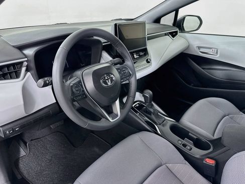 Used 2026 Toyota Corolla SE FWD image 9