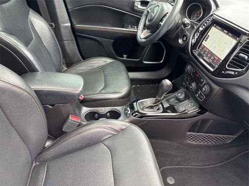Used 2019 Jeep Compass Limited image 36